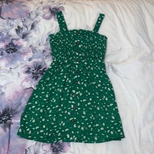 Flowy cute green dress